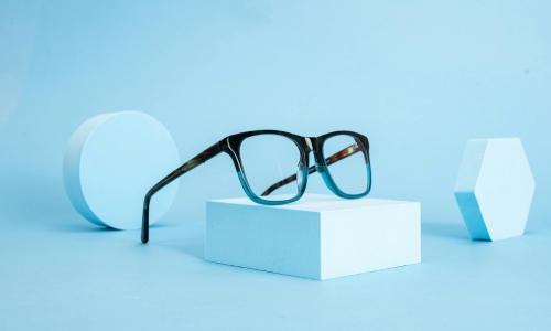 Prescription Lenses in Sharjah,Your Guide to Medical Frames and Branded Eyewear Options